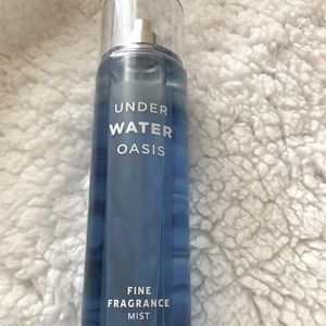 Underwater Oasis Spray